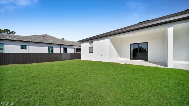 Building Photo - 4989-4991 Fairway Ct