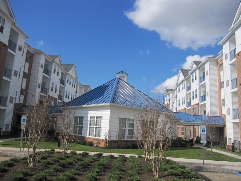 Rivergate Bordentown Waterfront 500 Bluff View Cir Bordentown NJ