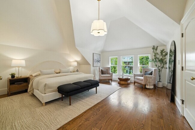 Building Photo - 197 Winchester St