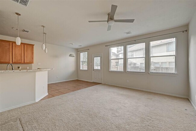 Building Photo - 22 Wickerdale Pl