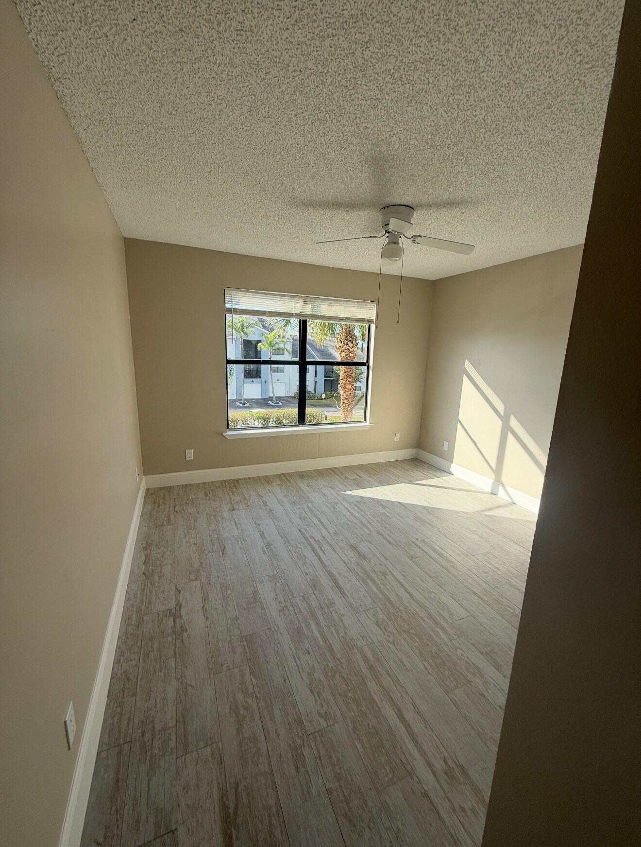 Building Photo - 13621 Eagle Ridge Dr