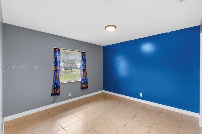 Building Photo - 8551 NW 53rd Ct