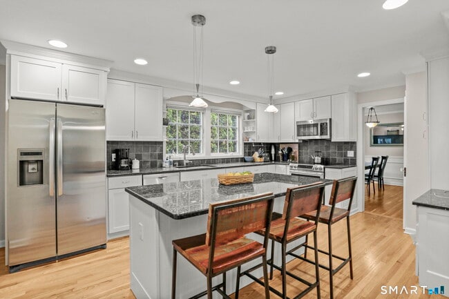 Building Photo - 23 Garden City Rd