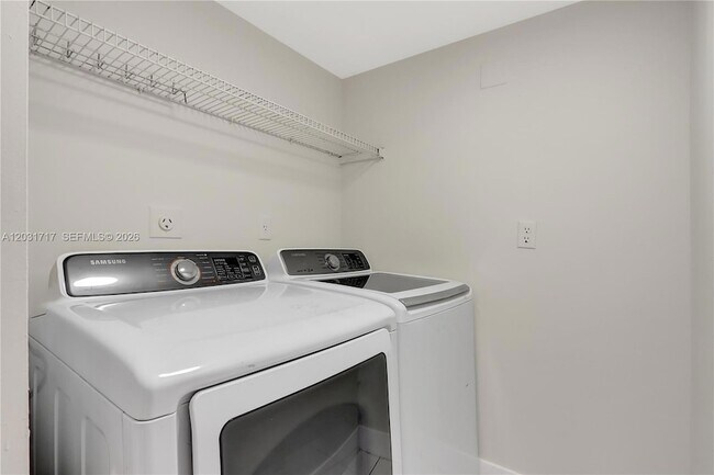 Building Photo - 7732 W 29th Way