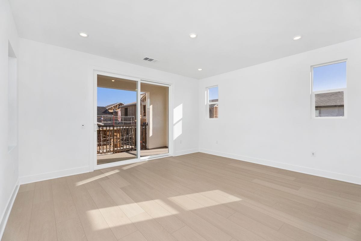 Building Photo - 128 Seep