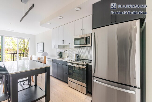 Building Photo - 60 I St SW