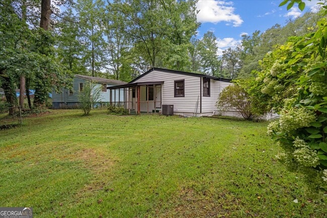 Building Photo - 3102 McKenzie Rd