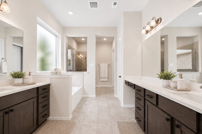 Building Photo - 2406 Pear Blossom Ln