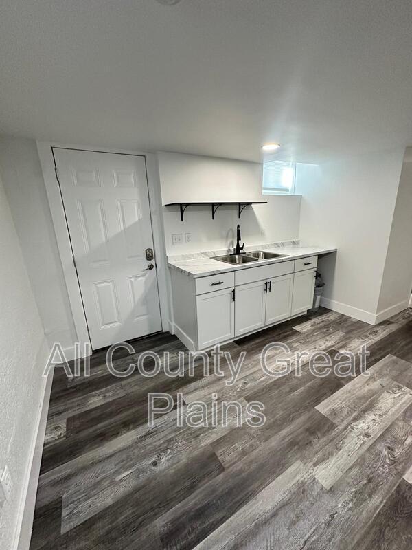 Building Photo - 4120 Adams St