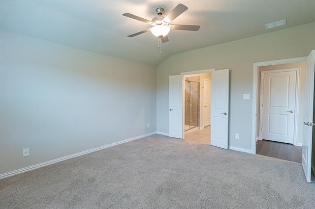 Building Photo - 2210 Gustavus Dr