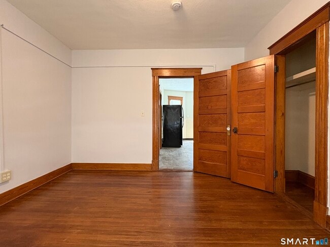 Building Photo - 20 Nash St