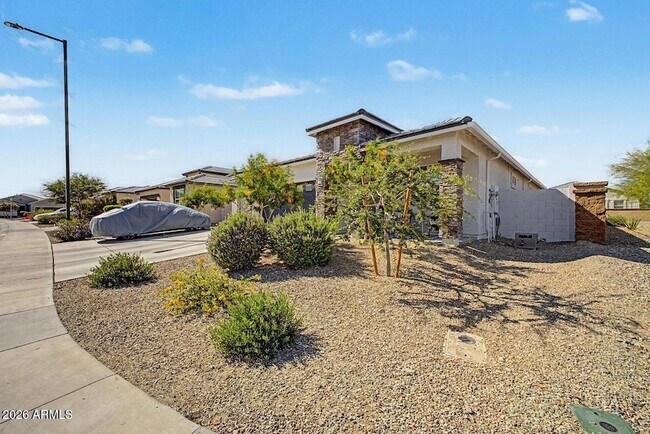 Building Photo - 24054 W Verlea Dr