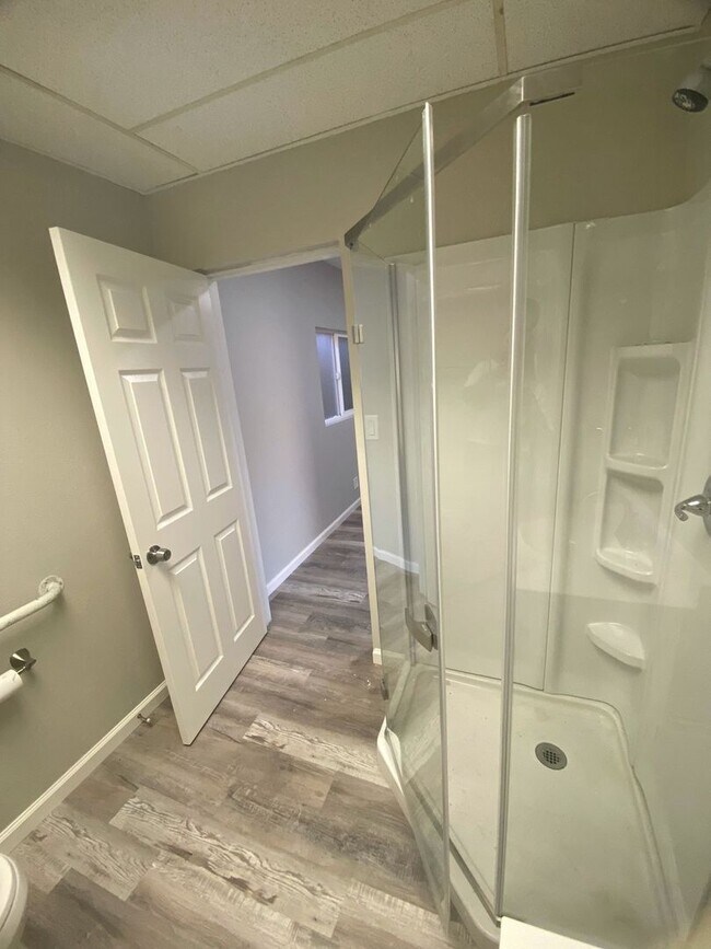 Building Photo - 1 Bedroom 1 Bath Apartment for Rent