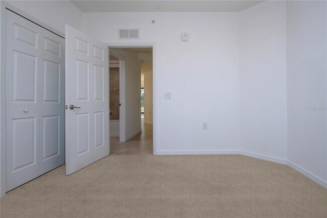 Building Photo - 16804 Vardon Ter