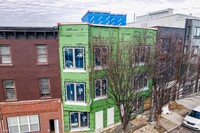 Building Photo - Studio, 1 bath Triplex - 2554 FRANKFORD AV...