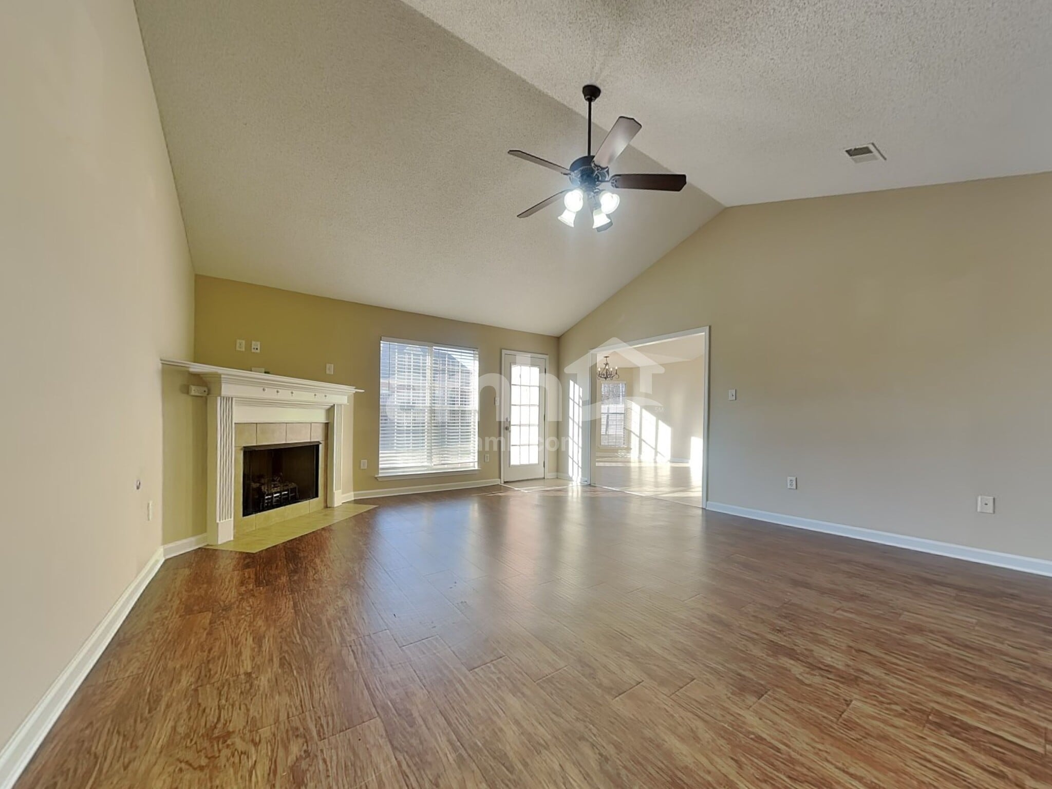 Building Photo - 5961 Appian Way Cv