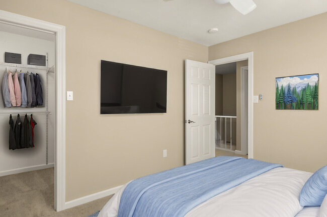 Building Photo - 1122 Shamrock Way