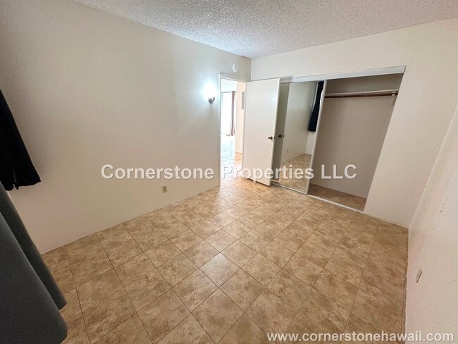 Building Photo - 95-2057-2057 Waikalani Pl