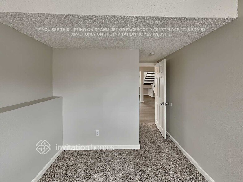 Building Photo - 16735 Blue Mist Cir