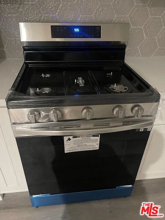 Building Photo - 9556 Lambert Cir