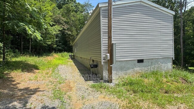 Building Photo - 1418 Co Rd 700