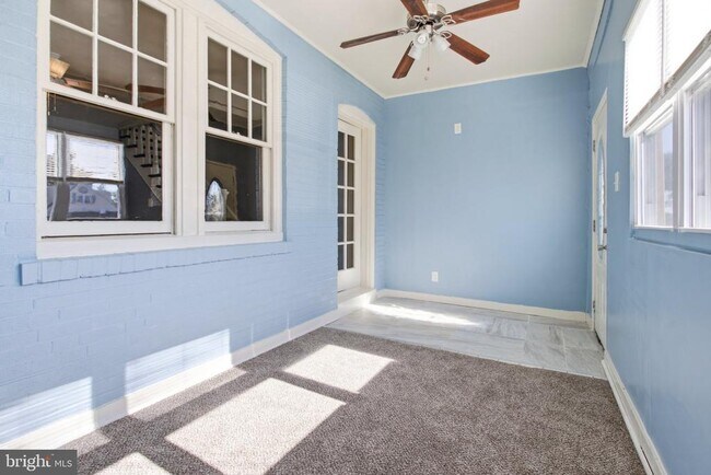 Building Photo - 320 Highland Ave