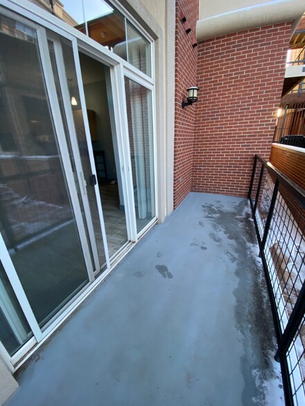 Building Photo - 5677 E Park Pl Ave