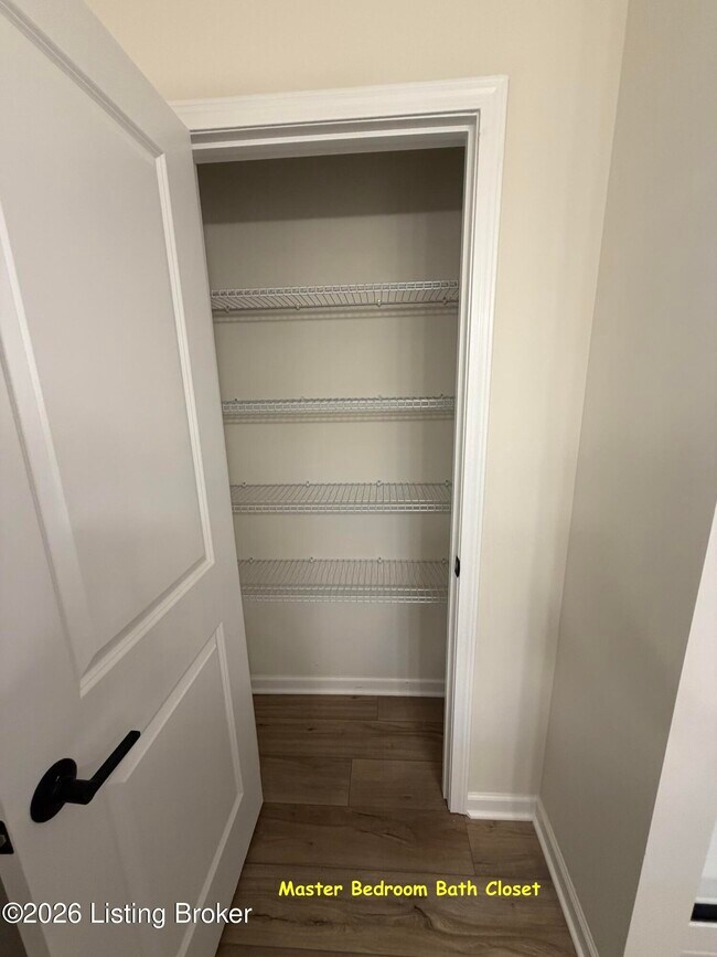 Building Photo - 16906 Aiken Rdg Cir