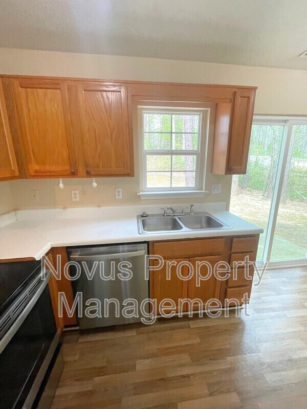 Building Photo - 118 Kylee Ct