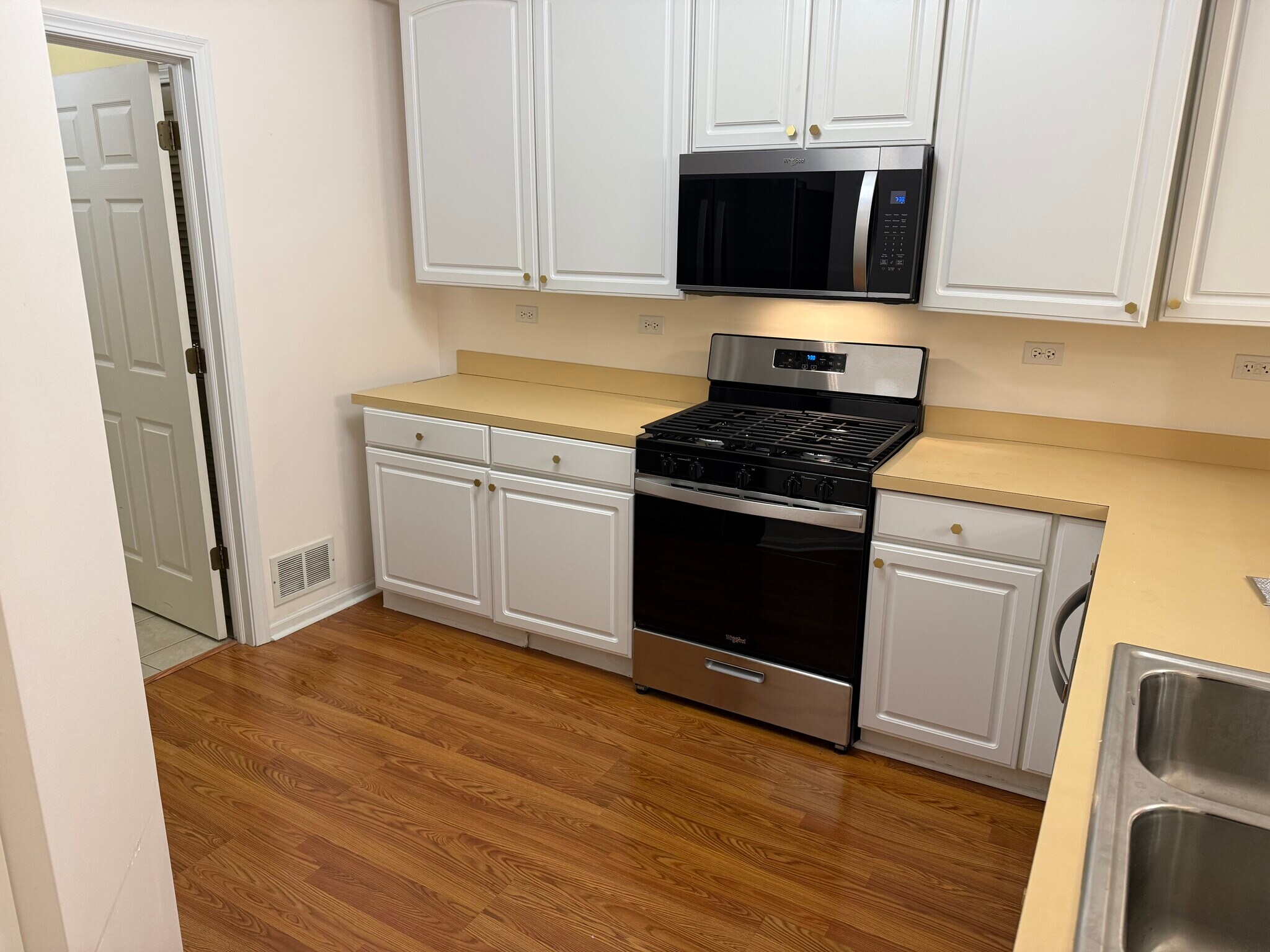 Building Photo - 2965 Stockton Ct