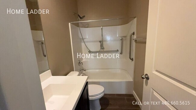 Building Photo - 14844 N 171st Dr