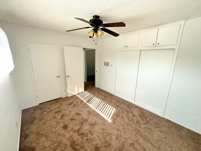 Building Photo - 1062 Browning Blvd