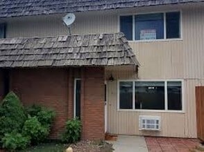 Building Photo - 2 Bedroom Townhome in Taylorsville