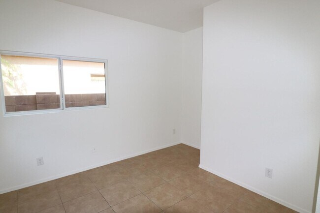 Building Photo - 3 Bedroom in Vail