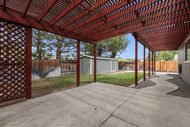 Building Photo - Sparks Home in the Vistas with RV Parking!!