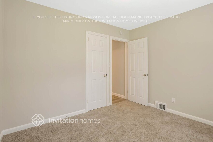Building Photo - 3389 Lark Ln
