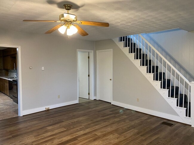 Building Photo - Coming soon! 4 Bedroom Farmhouse for Rent ...