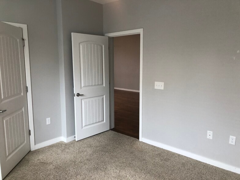 Bedroom entrance. - 1124 Litton Ave