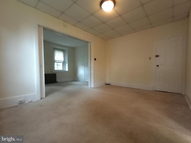 Building Photo - 1926 Hilltown Pike