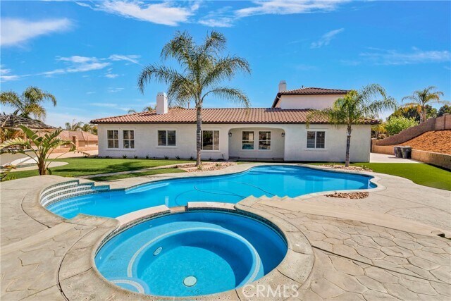 Building Photo - 7945 Horizon View Dr