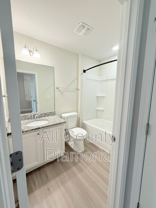 Building Photo - 7682 Shadow Lake Dr