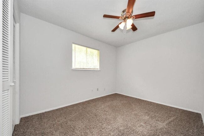 Building Photo - 23702 Wintergate Dr