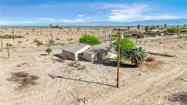 Building Photo - 1341 Beach Club Dr