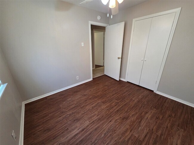 Building Photo - 4773 Stallcup Dr