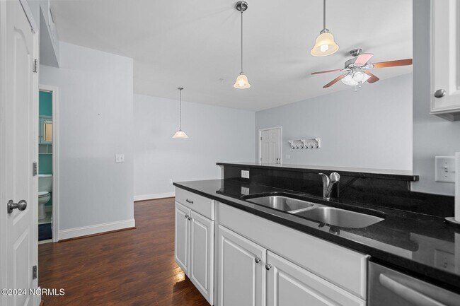 Building Photo - 119 Covil Ave