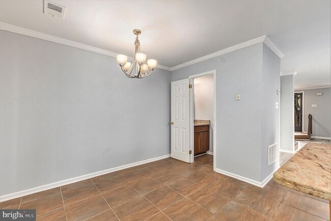 Building Photo - 18 Flintlock Ln