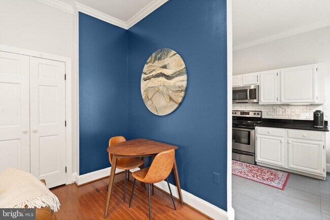 Building Photo - 1325 13th St NW