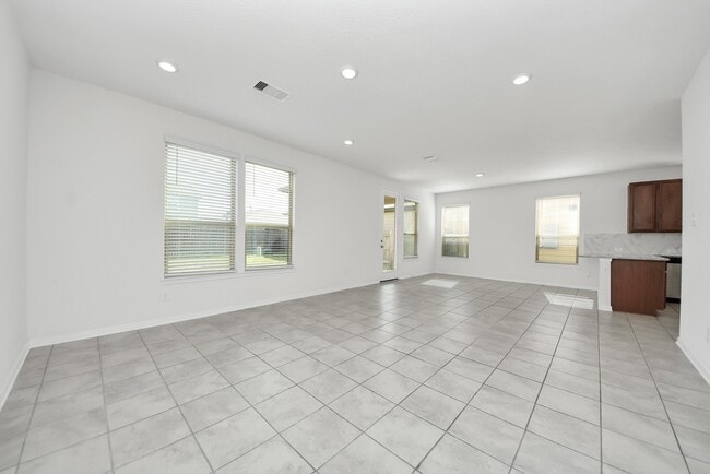 Building Photo - 17322 Texas Willow Dr