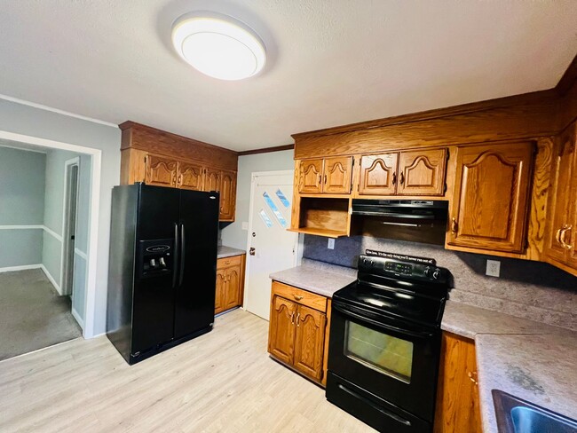 Building Photo - 200 Monsanto Rd