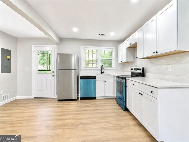 Building Photo - 1639 Bridgeport Dr NW